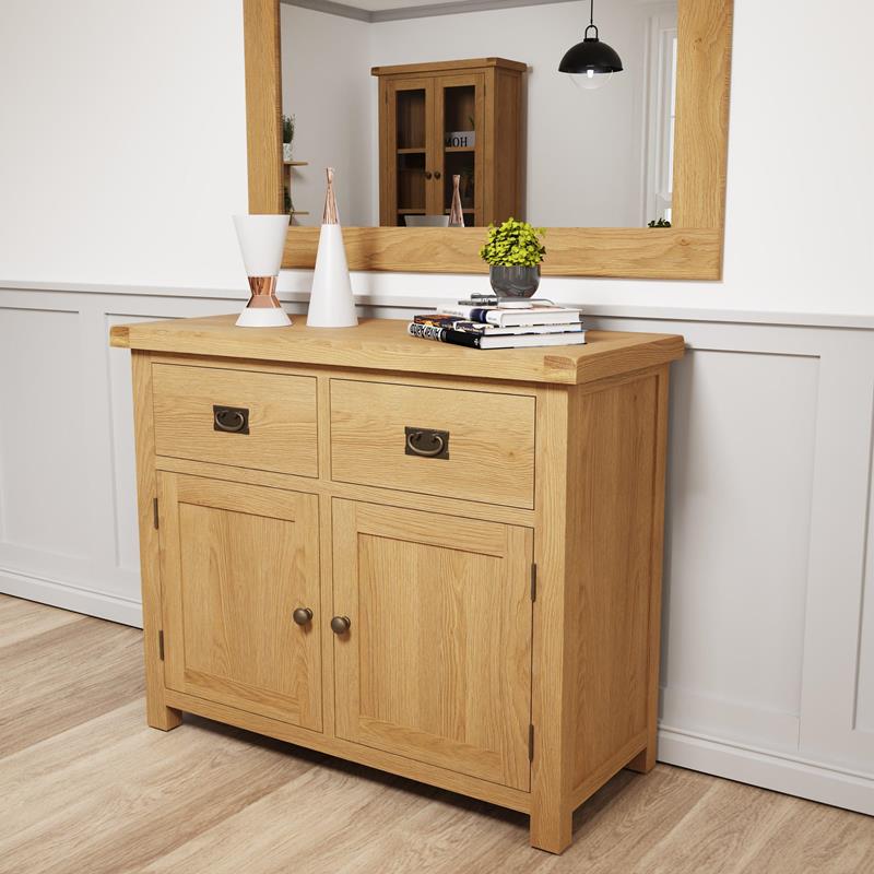 Country Oak 2 Door 2 Drawer Sideboard