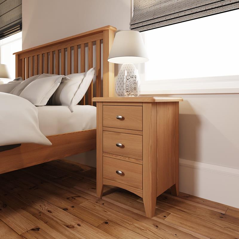 Gateley Oak 3 Drawer Bedside