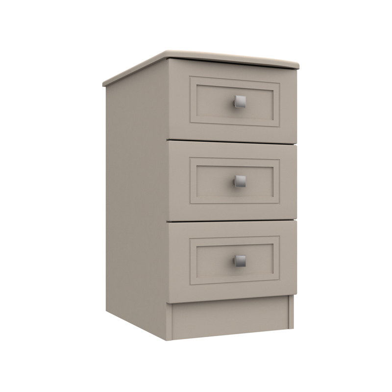 Range 8 3 Drawer Bedside Chest