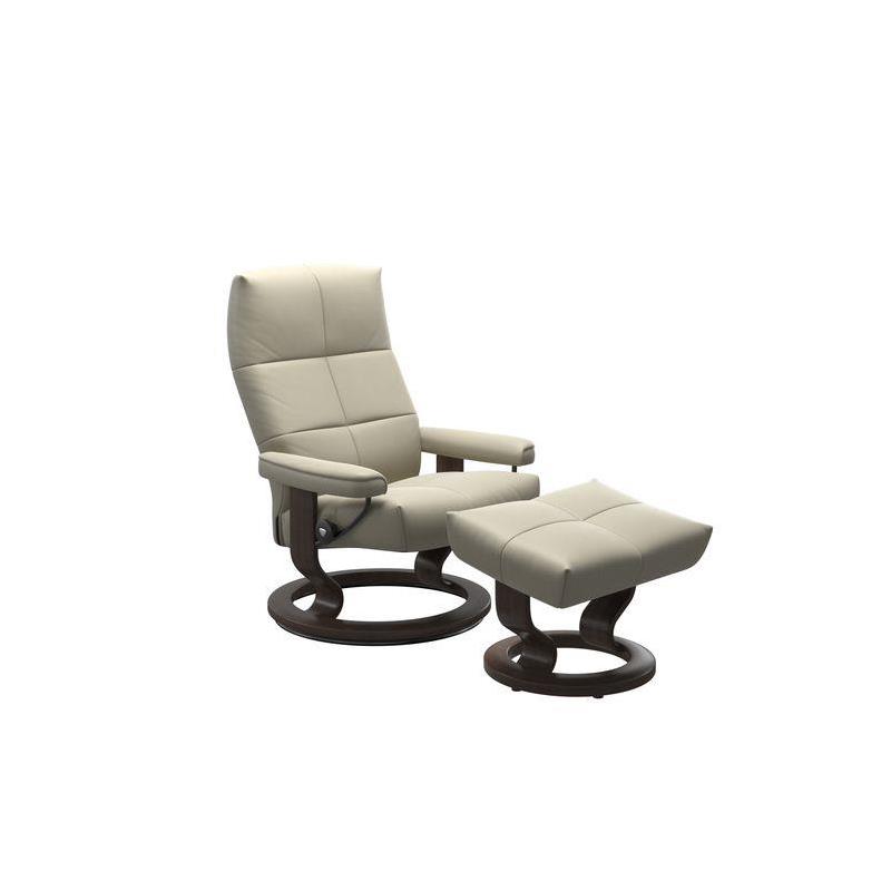 David (L) Classic Chair With Footstool